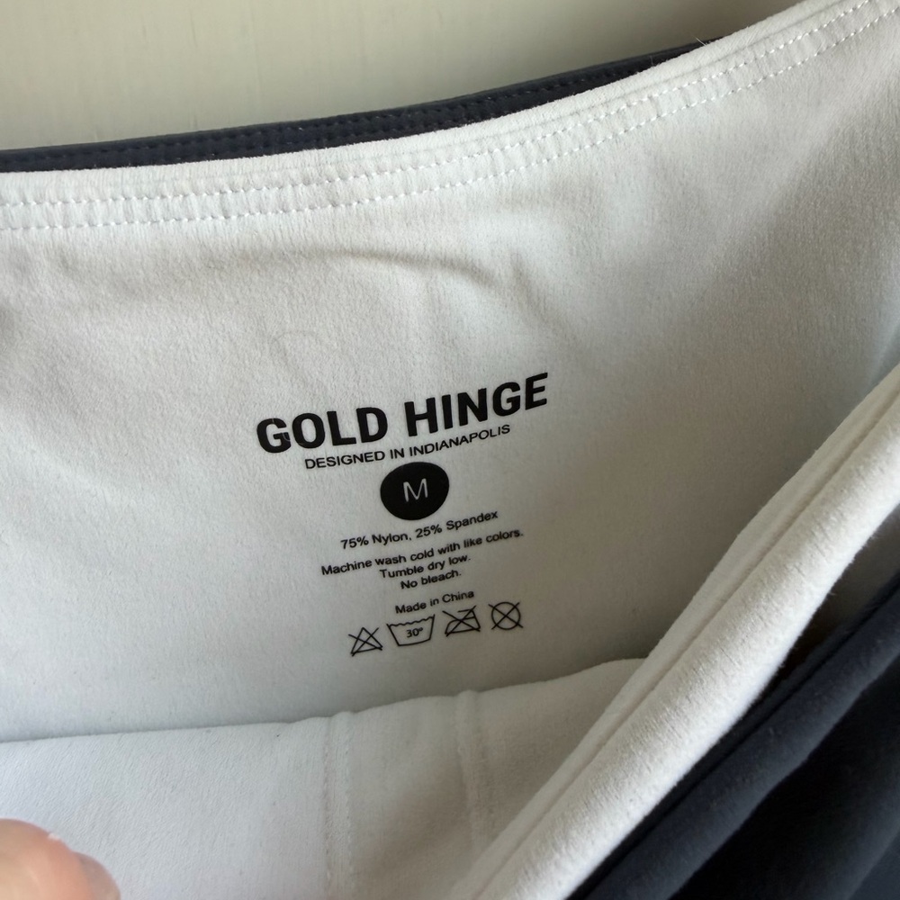 Like New! Gold Hinge Slate Blue Active Bra and Bike Shorts w/ Matching Jacket - Picture 11 of 12
